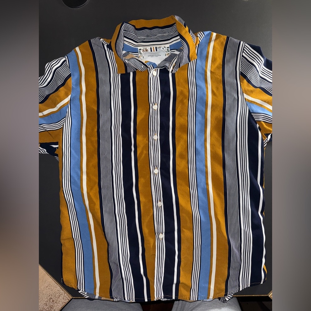 Denim & Flower Button Down - Short Sleeve - Large